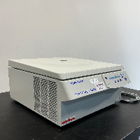 Eppendorf 5804 Centrifuge image 0